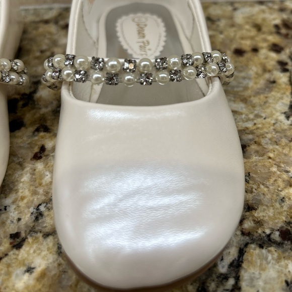 Dream Pair Toddler Shoes - Picture 2 of 11